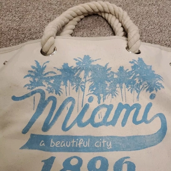 Robin Ruth Miami Beach Bag "A Beautiful City" EUC - Picture 3 of 10